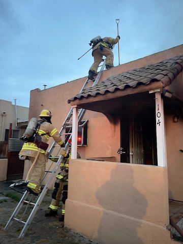 Vince Fire Ladder Roof