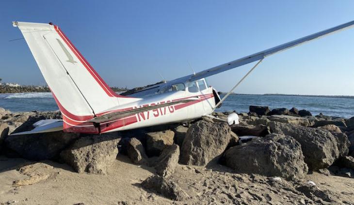 No One Hurt After Small Plane Makes Emergency Landing Near Marina Park In Ventura